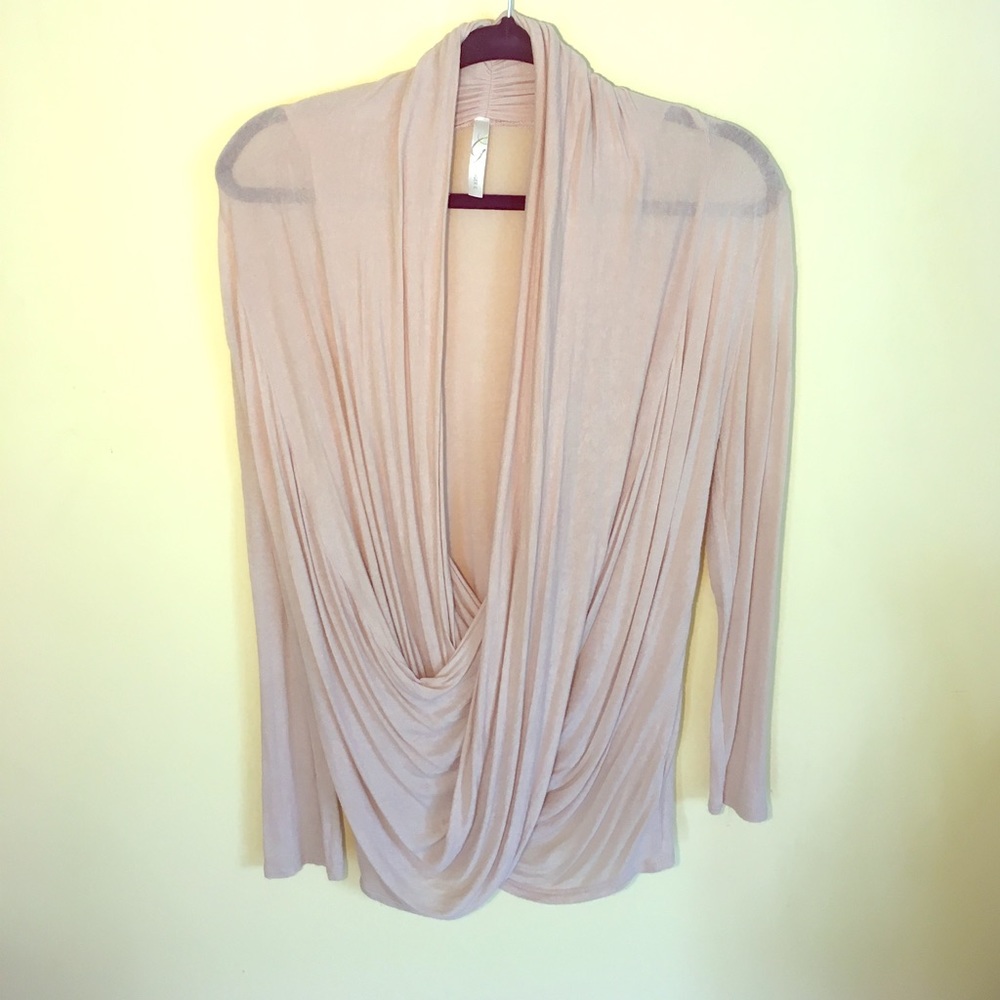 Boutique twist front top